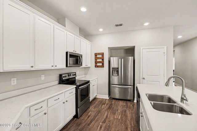 935 Potenza Drive, West Melbourne, FL 32904