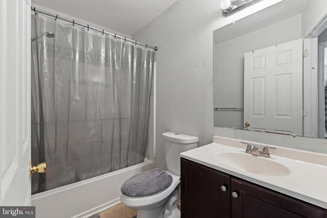 405 SHAI CIR, Bear, DE 19701