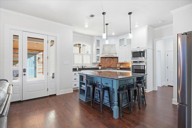 11501 Topeka Avenue, Lubbock, TX 79424