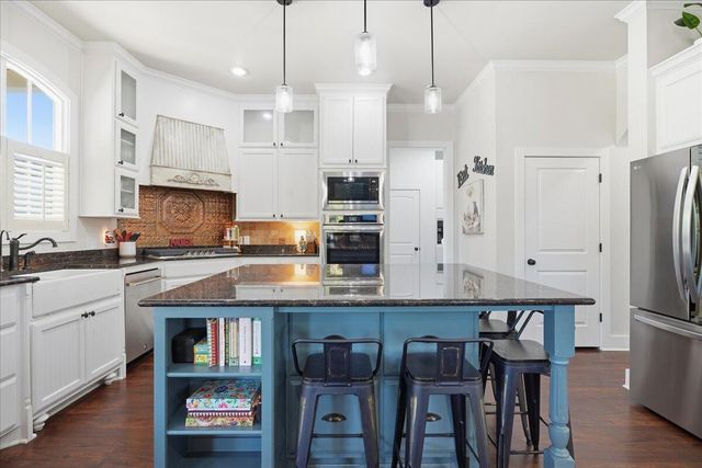 11501 Topeka Avenue, Lubbock, TX 79424