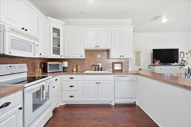 11501 Topeka Avenue, Lubbock, TX 79424