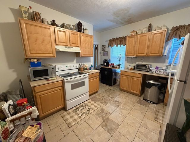 23 Bowdoin St, Medford, MA 02155