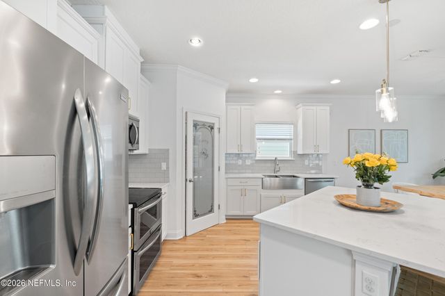 4013 COASTAL COVE Circle, Jacksonville, FL 32224