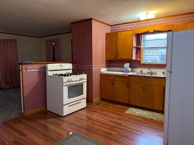 37 Park Circle, Evening Shade, AR 72532