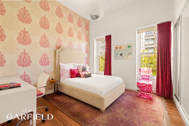 214 E 70th St Apt 4, New York City, NY 10021