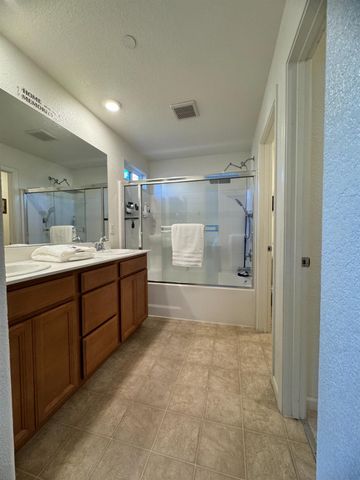 10849 Barden Dr, Rancho Cordova, CA 95670