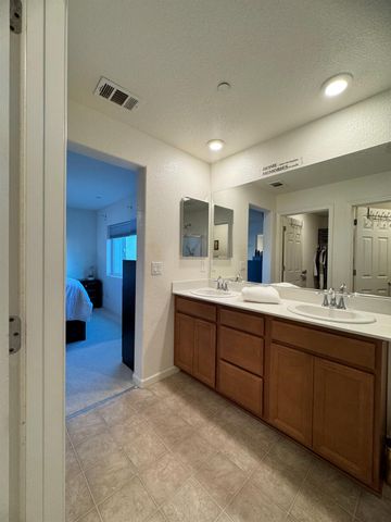 10849 Barden Dr, Rancho Cordova, CA 95670