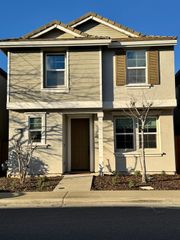 10849 Barden Dr, Rancho Cordova, CA 95670