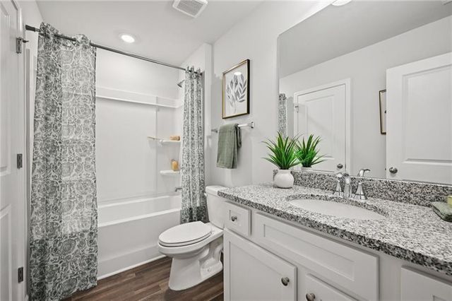 405 Lanier Circle, Woodstock, GA 30189