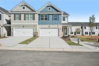 405 Lanier Circle, Woodstock, GA 30189