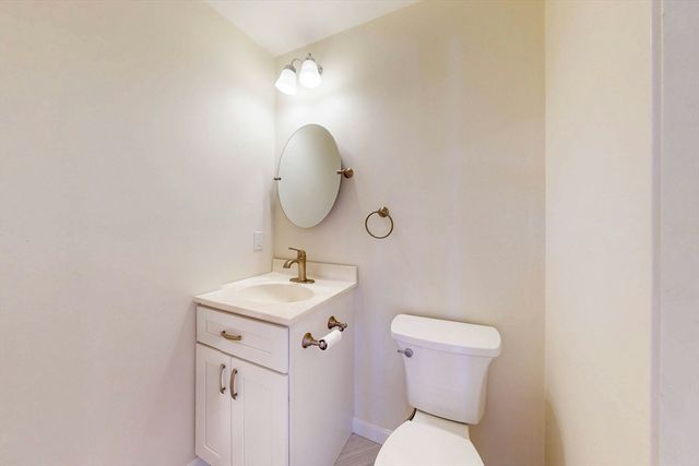 16 River Street 6, Lynn, MA 01905