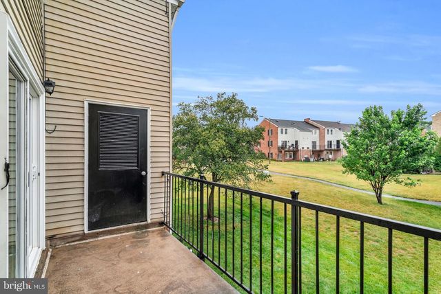 1046-C MARGATE CT, Sterling, VA 20164