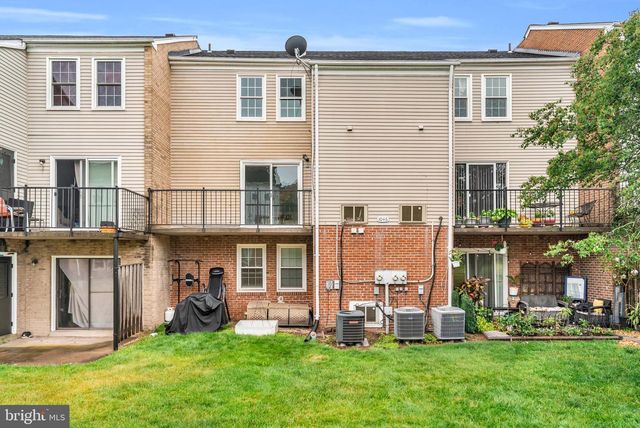 1046-C MARGATE CT, Sterling, VA 20164