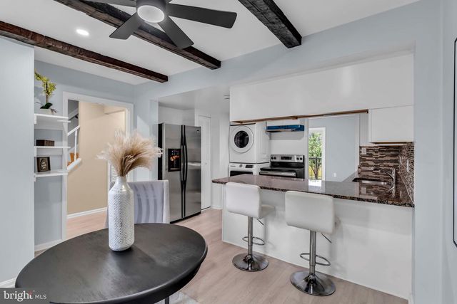 1046-C MARGATE CT, Sterling, VA 20164