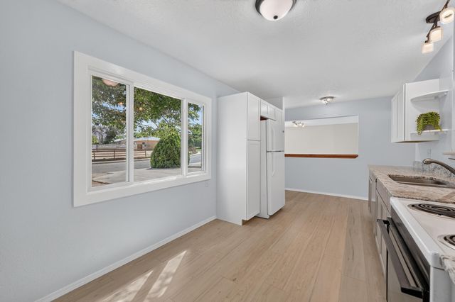 1004 Wade Circle NE, Albuquerque, NM 87112