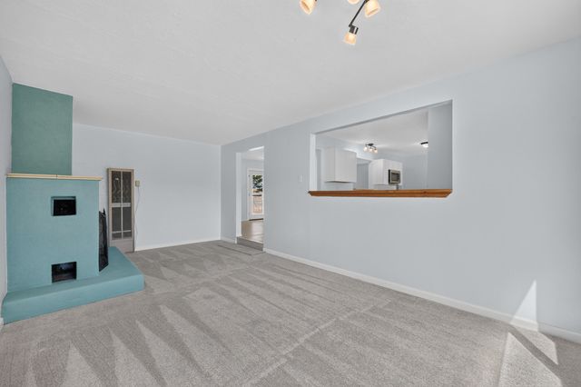 1004 Wade Circle NE, Albuquerque, NM 87112