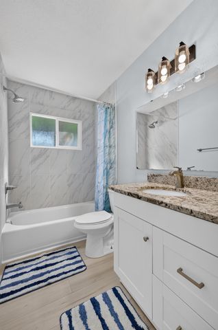 1004 Wade Circle NE, Albuquerque, NM 87112