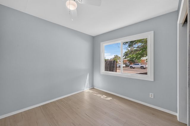 1004 Wade Circle NE, Albuquerque, NM 87112