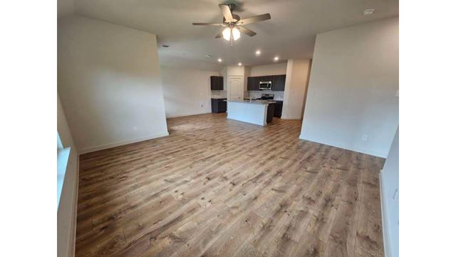 111 John Laurens Drive, Venus, TX 76084