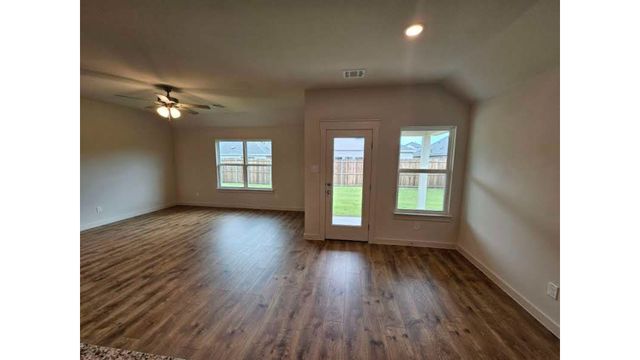 111 John Laurens Drive, Venus, TX 76084