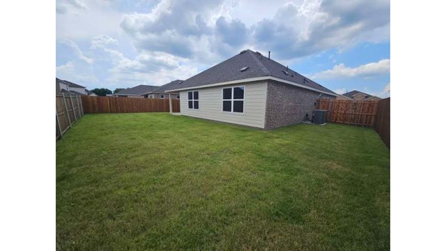 111 John Laurens Drive, Venus, TX 76084