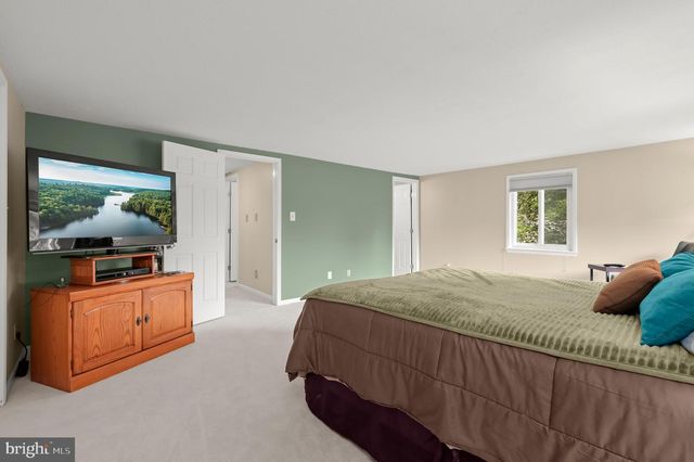 20603 BLUEBIRD AVE, Hagerstown, MD 21742
