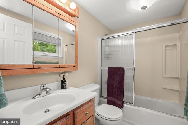 20603 BLUEBIRD AVE, Hagerstown, MD 21742