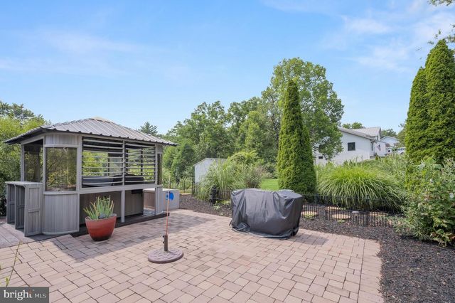 20603 BLUEBIRD AVE, Hagerstown, MD 21742
