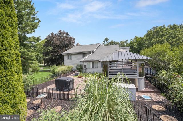 20603 BLUEBIRD AVE, Hagerstown, MD 21742