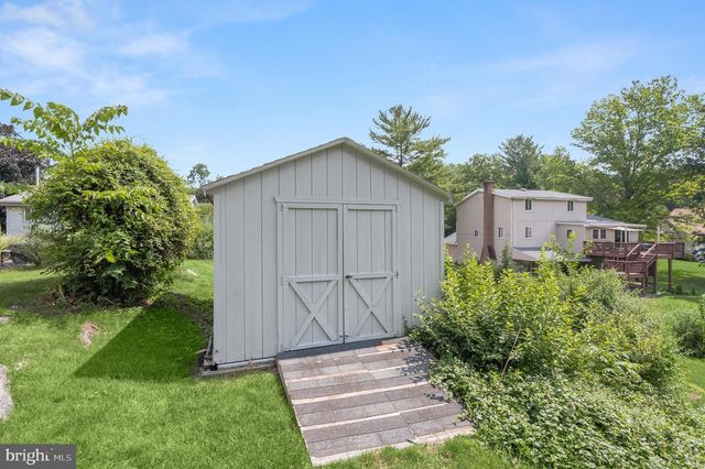 20603 BLUEBIRD AVE, Hagerstown, MD 21742