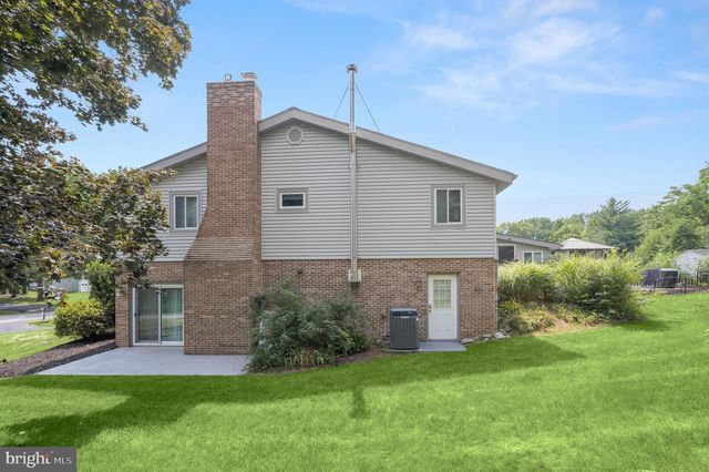 20603 BLUEBIRD AVE, Hagerstown, MD 21742