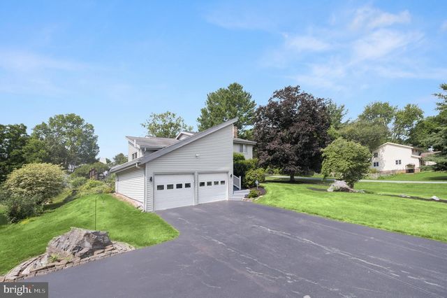 20603 BLUEBIRD AVE, Hagerstown, MD 21742