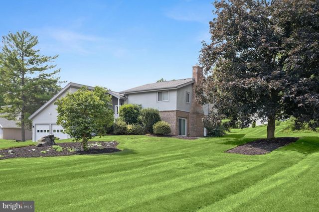 20603 BLUEBIRD AVE, Hagerstown, MD 21742