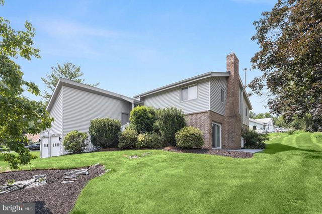 20603 BLUEBIRD AVE, Hagerstown, MD 21742