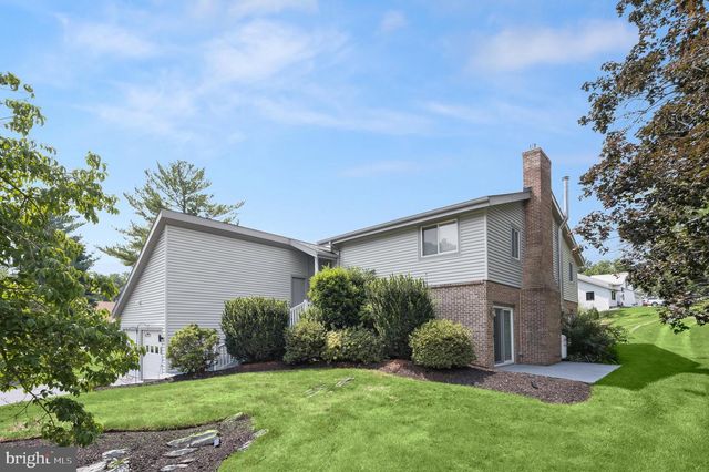 20603 BLUEBIRD AVE, Hagerstown, MD 21742
