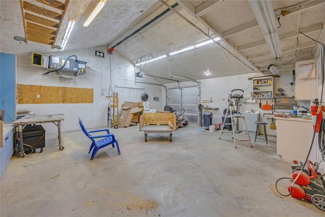 7005 County Road 527, Burleson, TX 76028