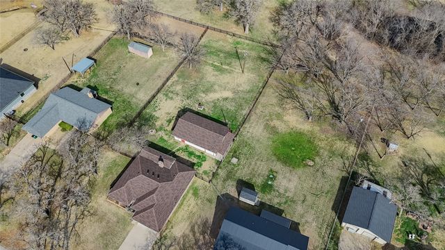 7005 County Road 527, Burleson, TX 76028