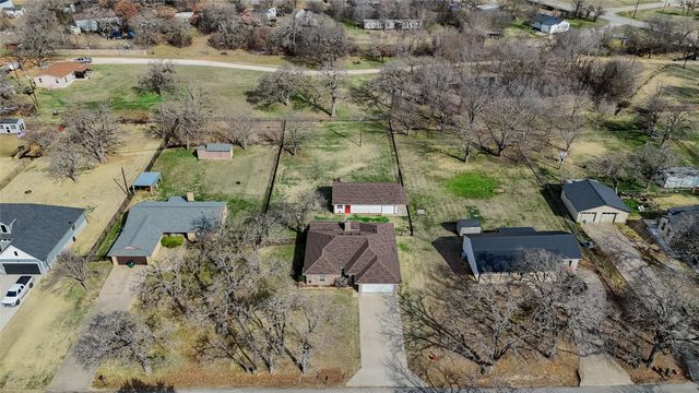 7005 County Road 527, Burleson, TX 76028