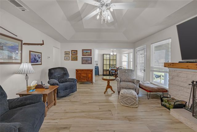 7005 County Road 527, Burleson, TX 76028