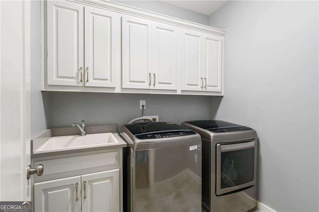 1884 Pointe Place Avenue, Atlanta, GA 30338