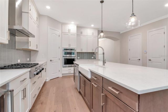 3408 W HAWTHORNE ROAD, Tampa, FL 33611