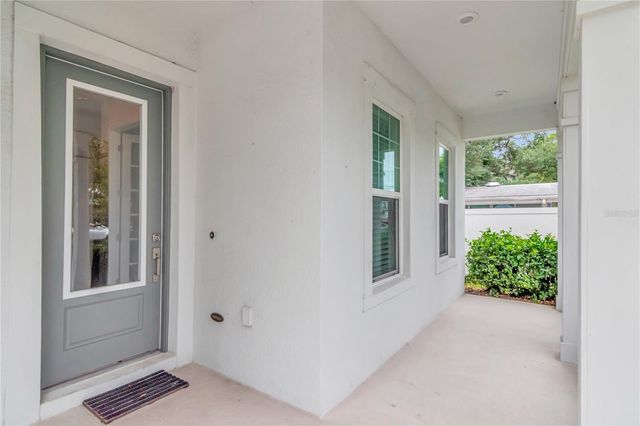 3408 W HAWTHORNE ROAD, Tampa, FL 33611