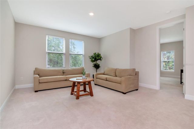 3408 W HAWTHORNE ROAD, Tampa, FL 33611