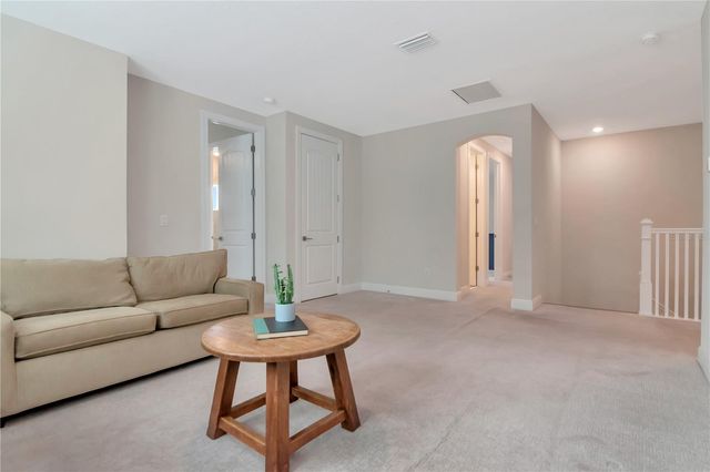 3408 W HAWTHORNE ROAD, Tampa, FL 33611