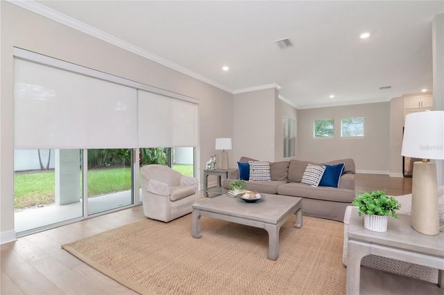 3408 W HAWTHORNE ROAD, Tampa, FL 33611