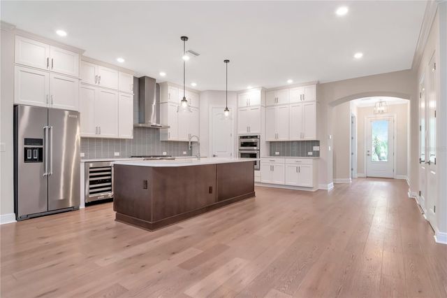 3408 W HAWTHORNE ROAD, Tampa, FL 33611