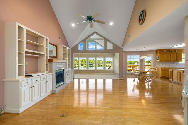 3 Green Lake Drive, Manning, SC 29102