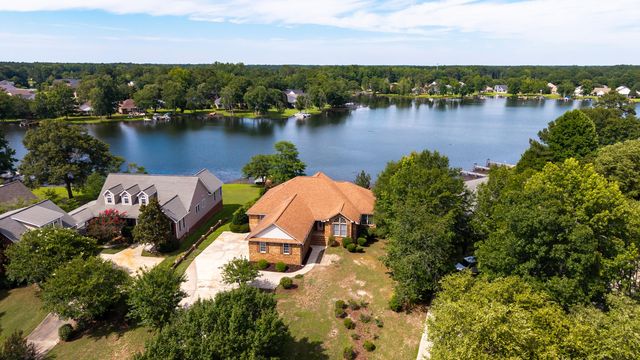 3 Green Lake Drive, Manning, SC 29102
