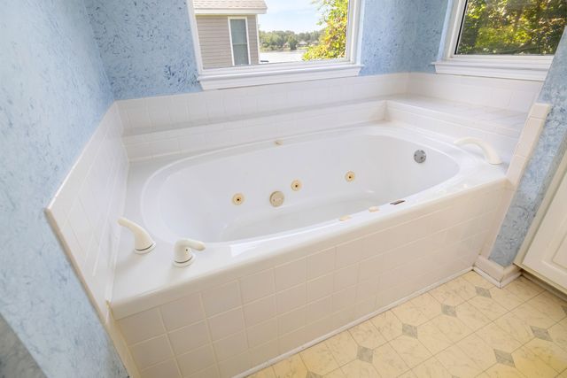 3 Green Lake Drive, Manning, SC 29102
