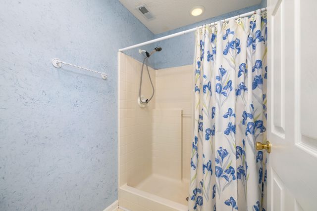 3 Green Lake Drive, Manning, SC 29102